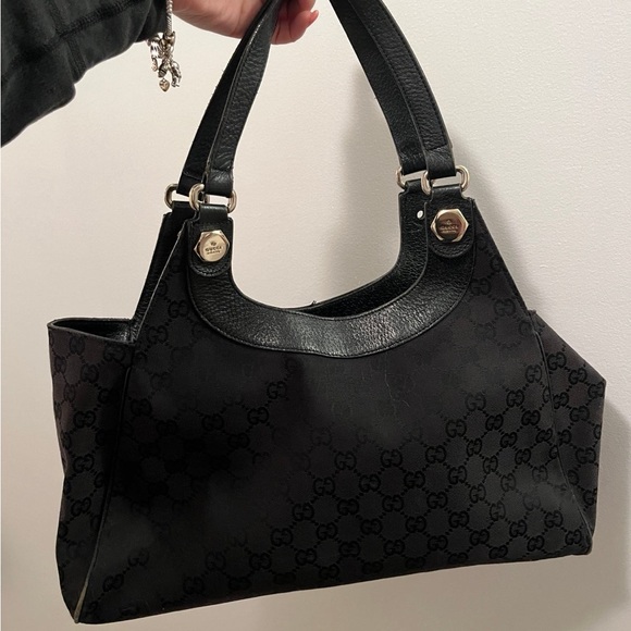 GUCCI GG Canvas Medium Charmy Hobo - Picture 1 of 12